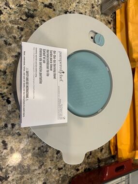 Pampered Chef On the Go Serving Bowl